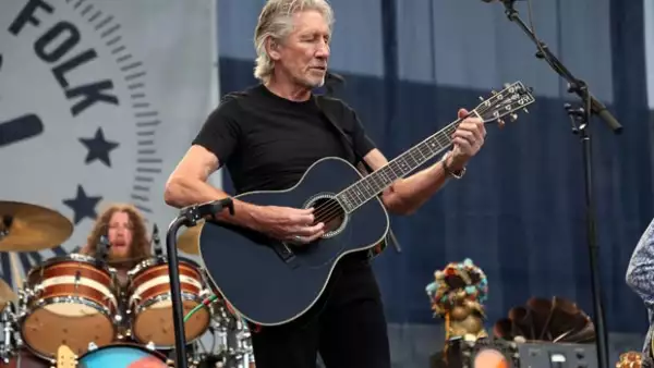 Después de cuatro años de ausencia, el compositor regresa a la Ciudad de México para interpretar los éxitos de la legendaria banda británica, Pink Floyd.