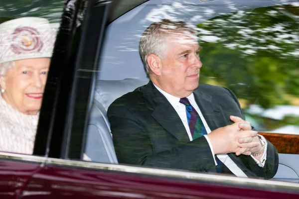 Reina Isabel II príncipe Andrés
