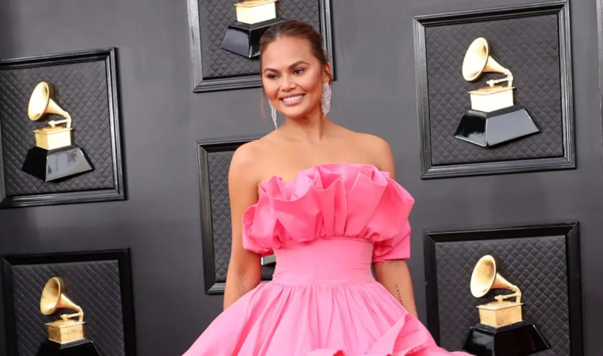 Chrissy-Teigen