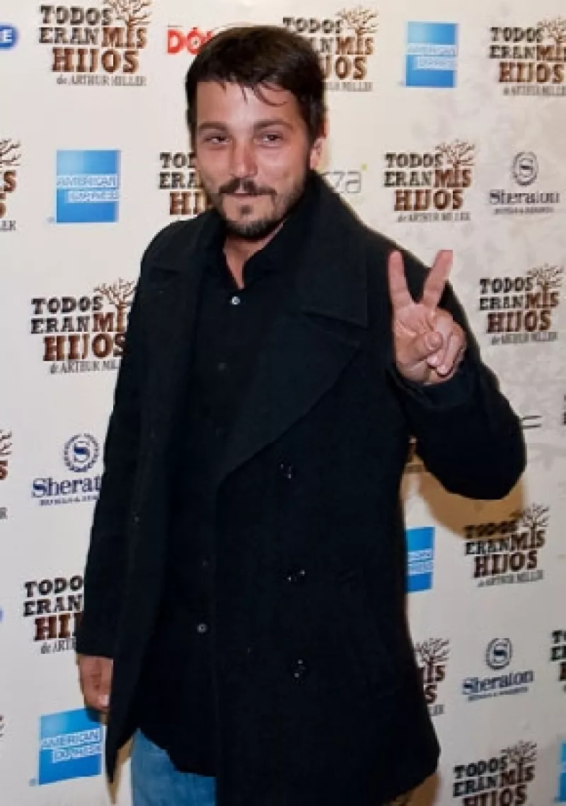 El actor festeja hoy tres décadas de vida como director de su segundo filme `Abel´, que presentará en el Festival de Cine Independiente de Sundance.