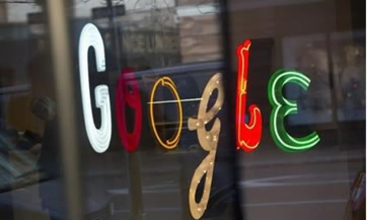 Google Play enfernta fuerte competencia de la App Store de Apple. (Foto: Reuters)