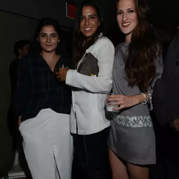 Ximena Vivanco con Daniela y Jessica Velasco
