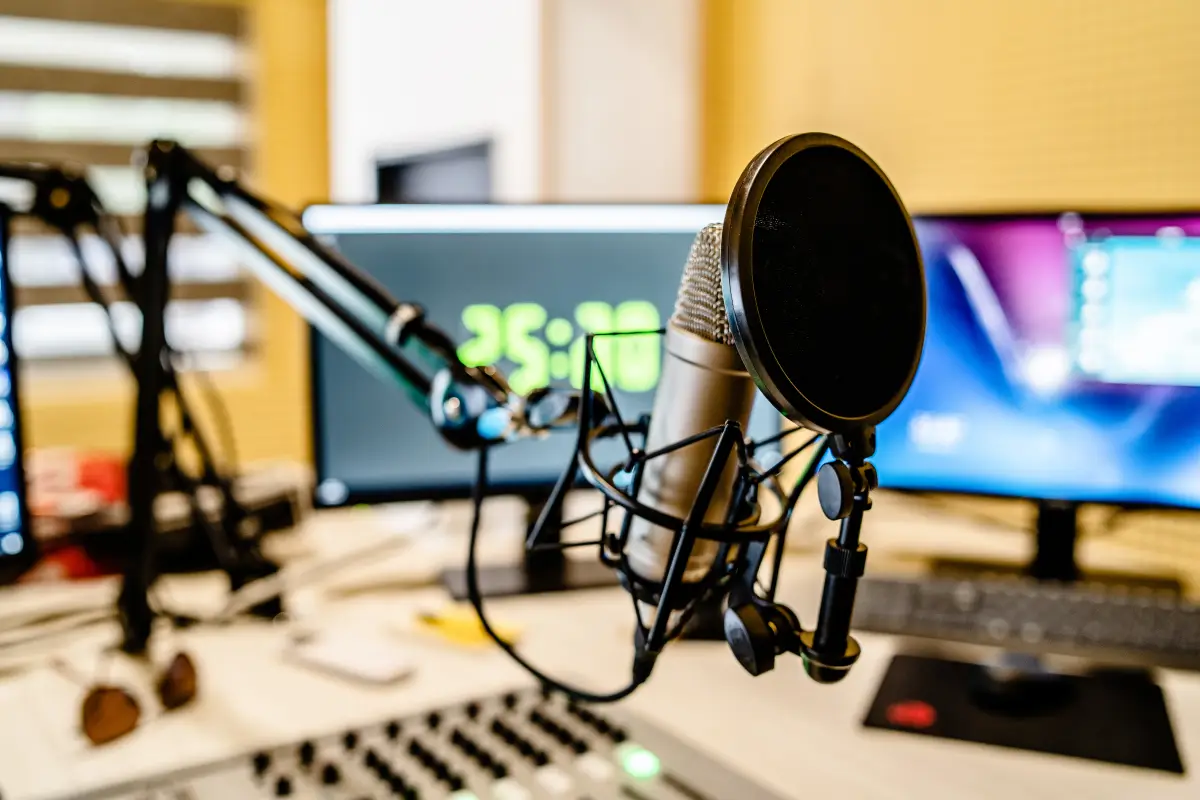 La iniciativa sólo busca ayudar a la radiodifusión. 