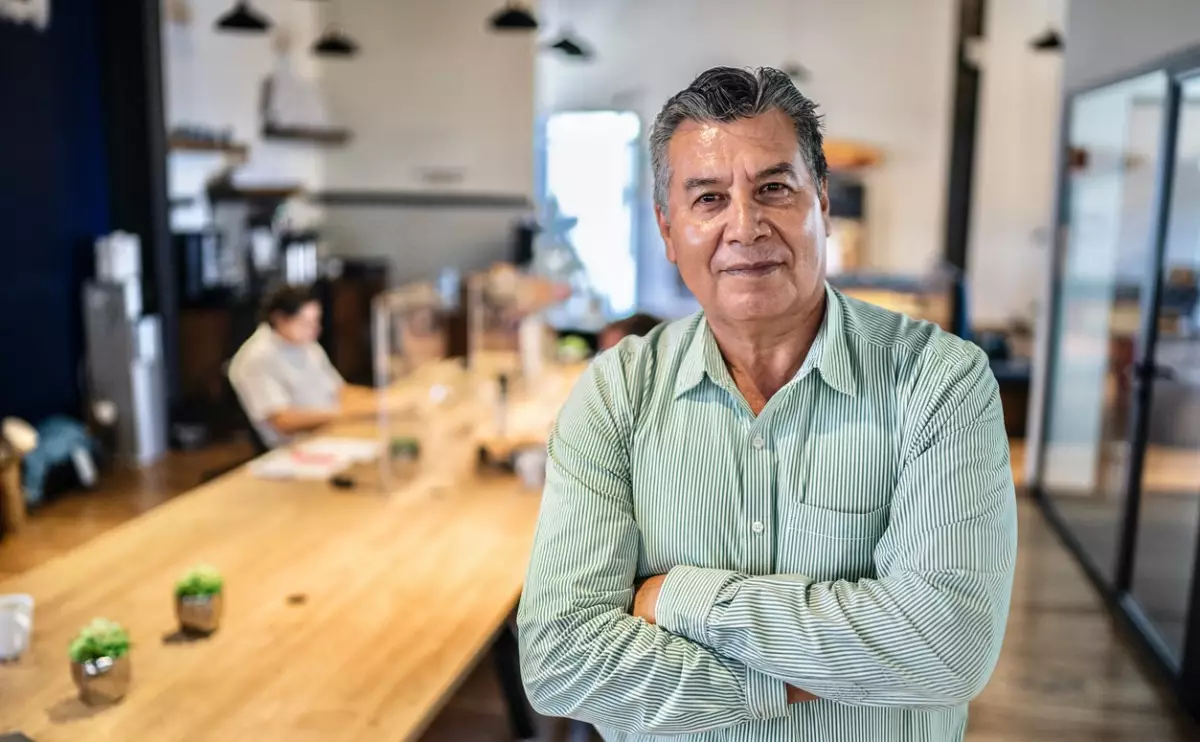 ¿Puedo volver a trabajar si estoy pensionado con el IMSS? Los cambios entre la Ley 73 y la Ley 97