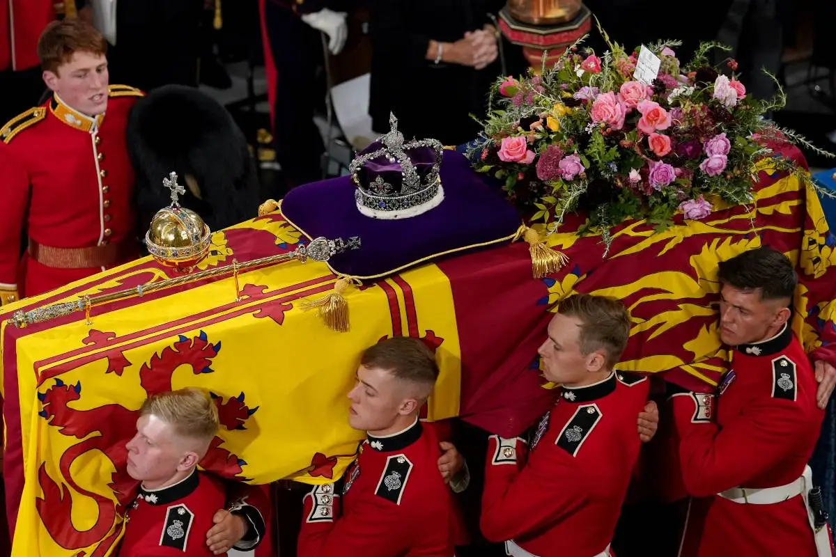 funeral-reina-isabel-ii.jpg