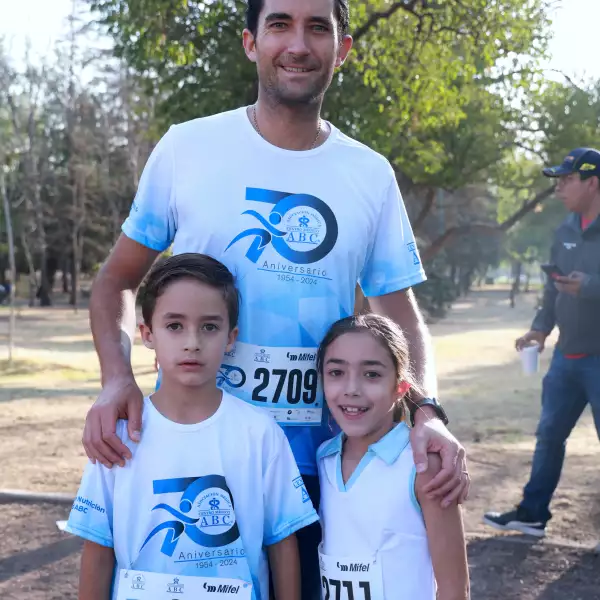 Miguel , Miguel y Carolina Osio 