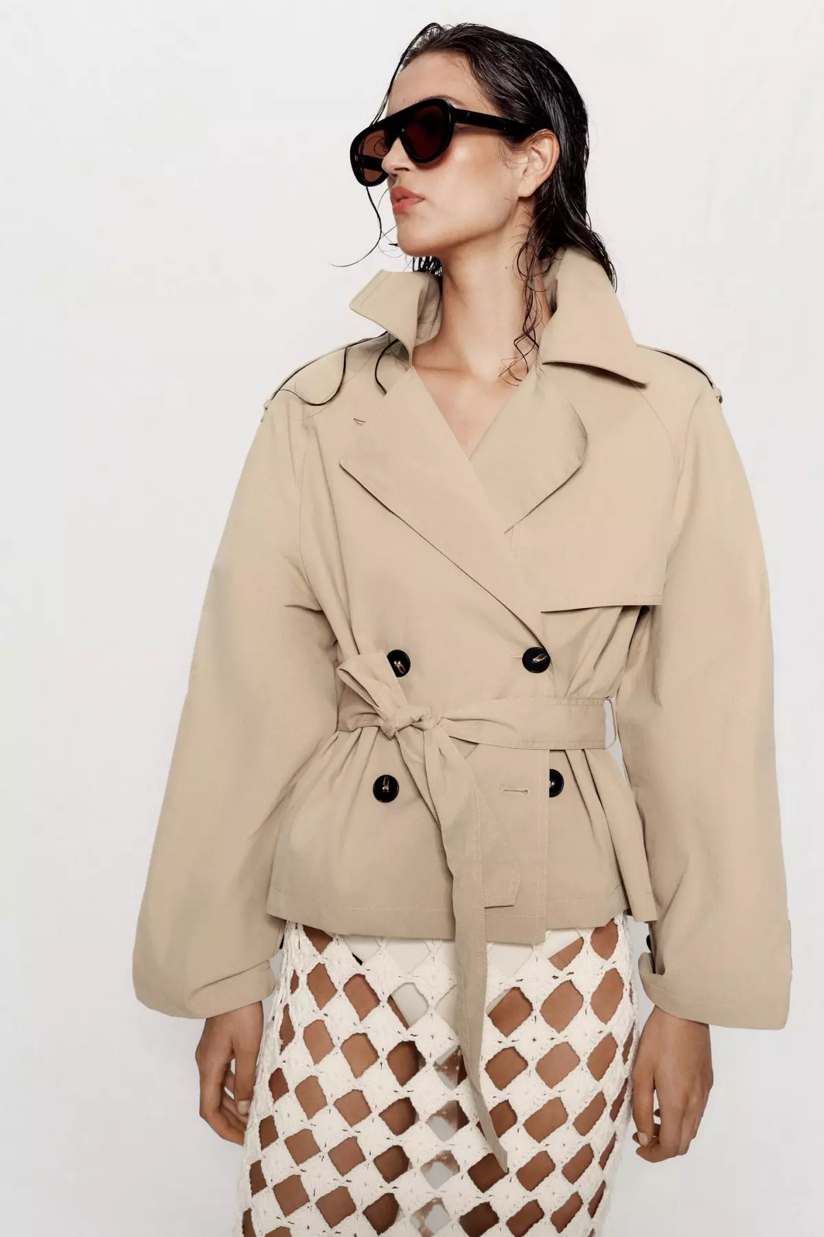 Zara.TrenchCoat.jpg