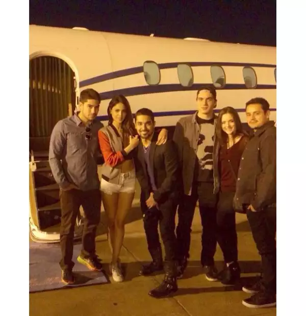 La primera imagen que compartió Eiza mostró al elenco de From Dusk Till Dawn.