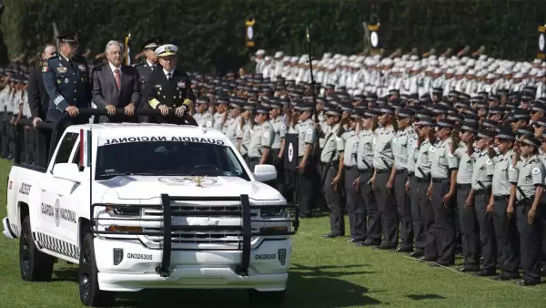 Es el aniversario de la Guardia Nacional, cumple tres años. 