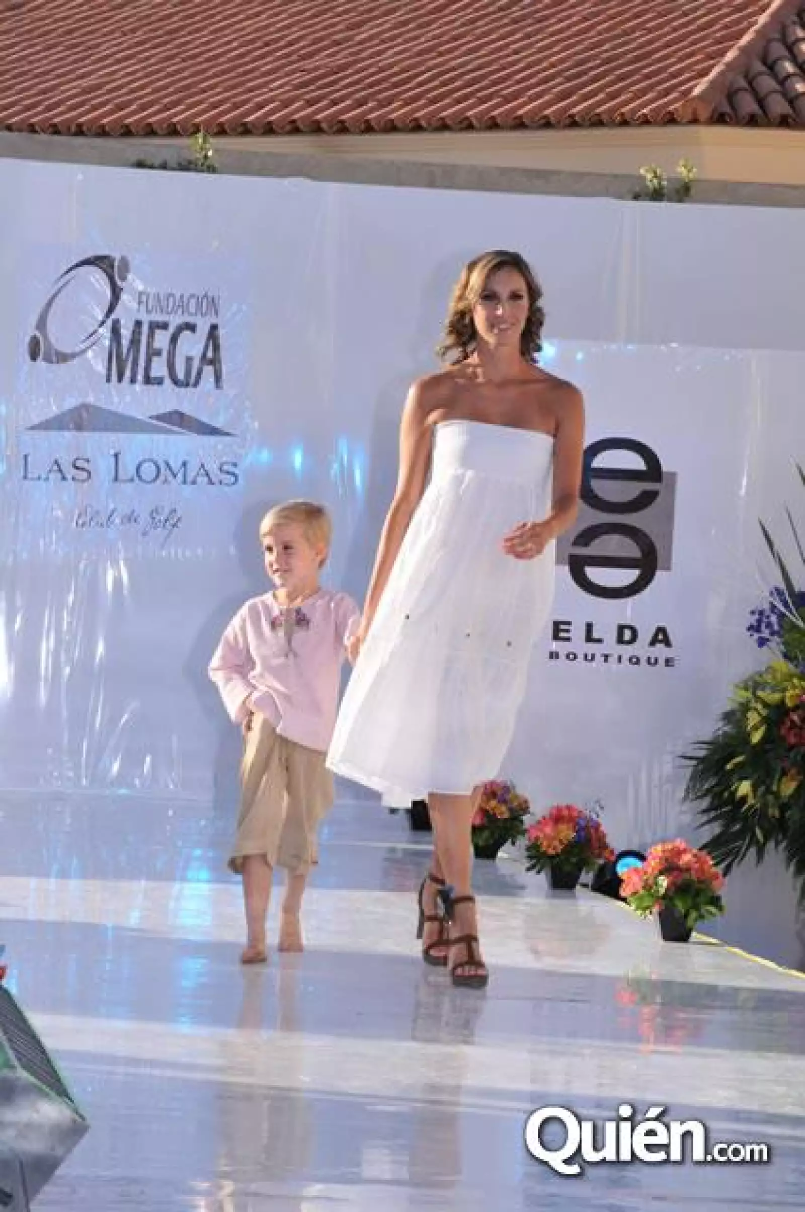 Desfile Elda Watanabe