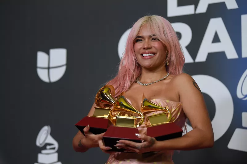 Karol G se llevó a casa tres galardones de los Latin Grammy 2023.
