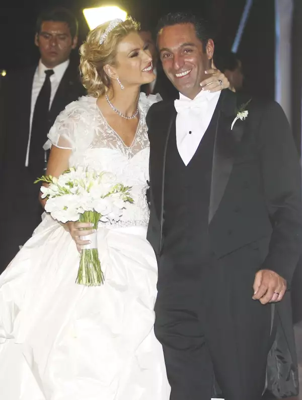 Boda de Carlos Slim Domit con Maria Elena Torruco en la Iglesia