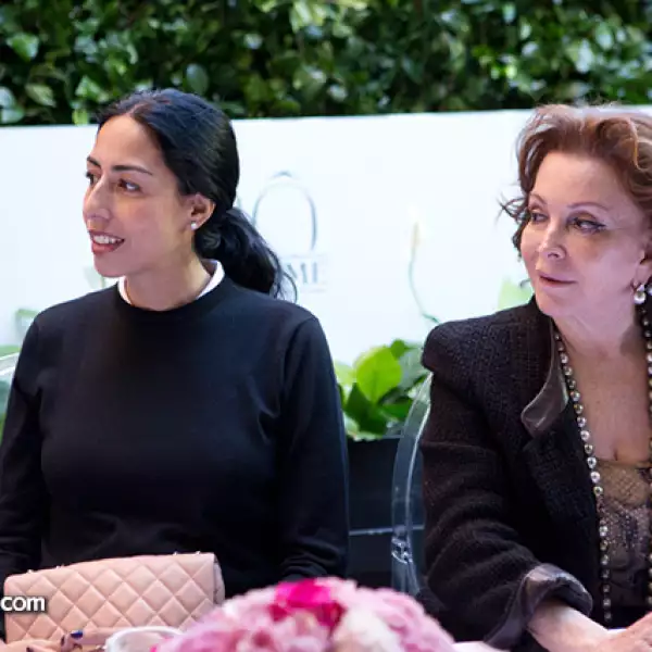 Melisa Flores y María Luisa Serna