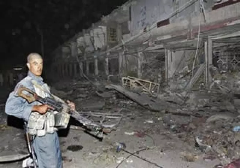 Se sospecha que el atentado iba dirigido a una empresa japonesa que generalmente emplea paquistaníes. (Foto: AP)