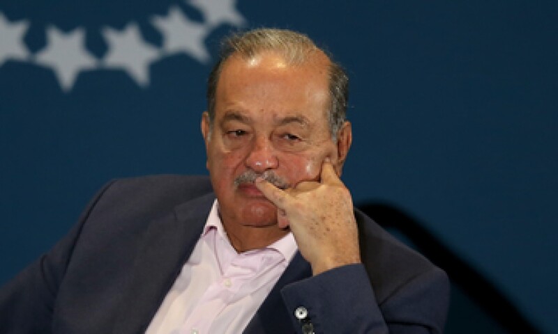 El monto de recompra de acciones se elevaría a 35,000 millones de pesos. (Foto: AFP )
