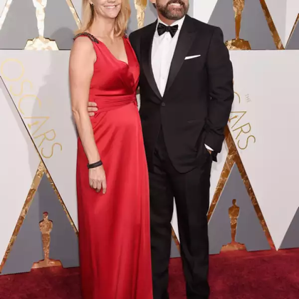 Nancy Carell, Steve Carell.