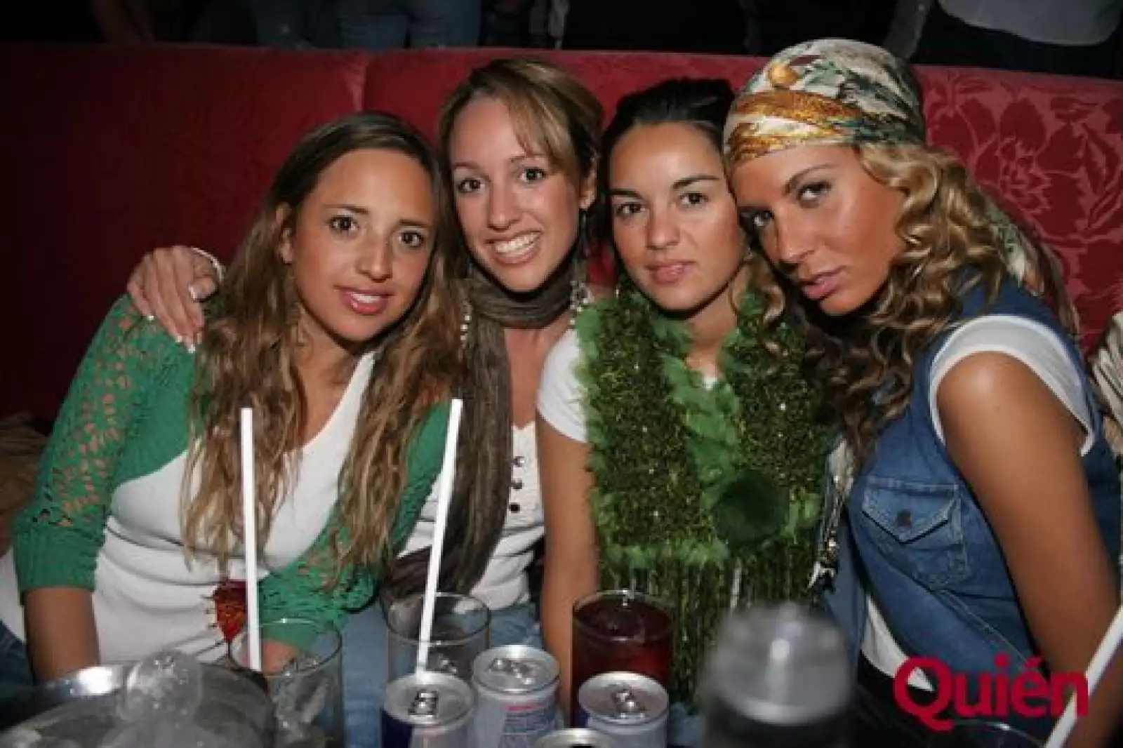 Karla Santistevan, Manena Mendoza, Daniela Rodríguez, Susan Stevan