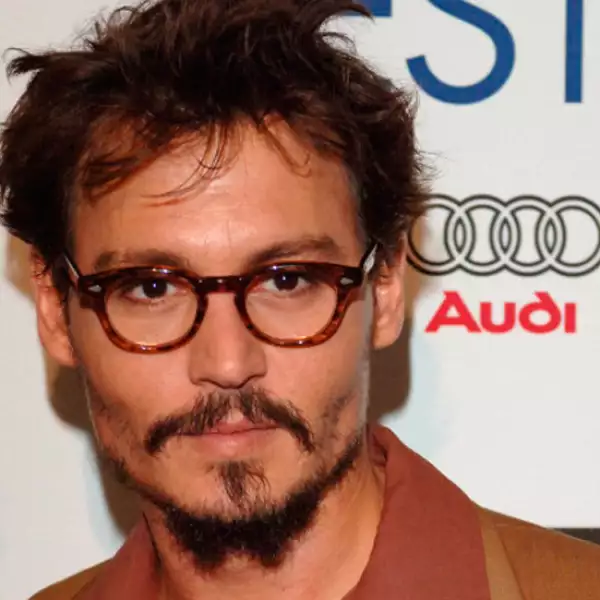 ¿Cómo luce mejor Johnny Depp, antes o ahora?