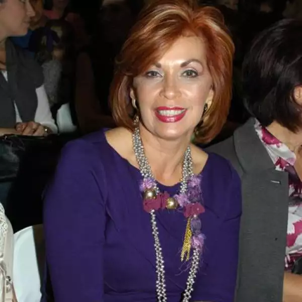 Desfile Elda Watanabe