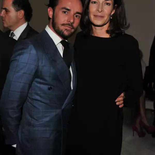 Antoine Ratigan,Ana Aragonés
