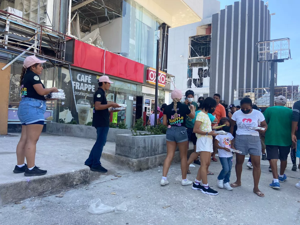 Banxico exhorta a prestamistas suspender pagos mínimos de tarjetas de crédito