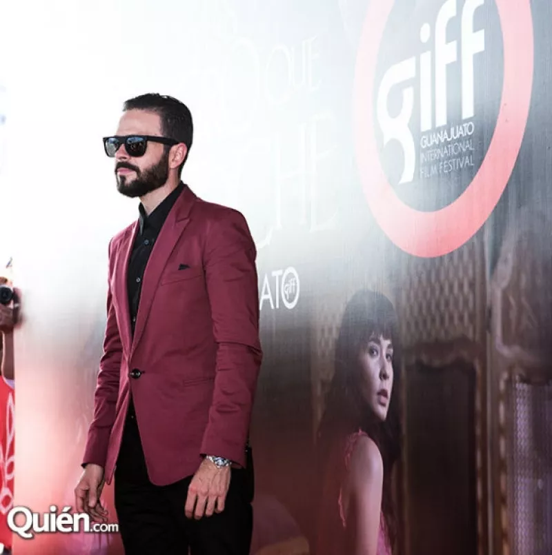 El actor y productor se encuentra en Guanajuato, donde presentó la película “Más negro que la noche”, donde un pequeño y particular personaje desatará el miedo en la historia.