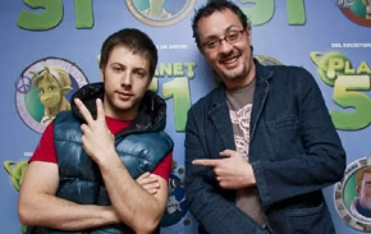 El director de la película animada 'Planet 51' expresó lo bien que trabajó en el doblaje el actor cubano.