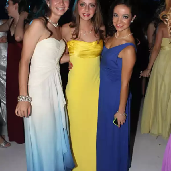 Ana García,Fernanda Salazar y María Páramo