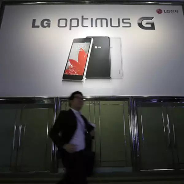 LG lanzará la próxima semana su celular Optimus G con la esperanza de que el nuevo teléfono le ayude a revivir su negocio de aparatos inteligentes.
