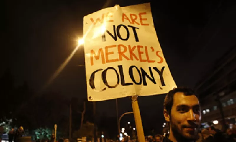 Ciudadanos griegos han dado su respaldo a la política antiausteridad del nuevo Gobierno de izquierda. (Foto: Reuters )