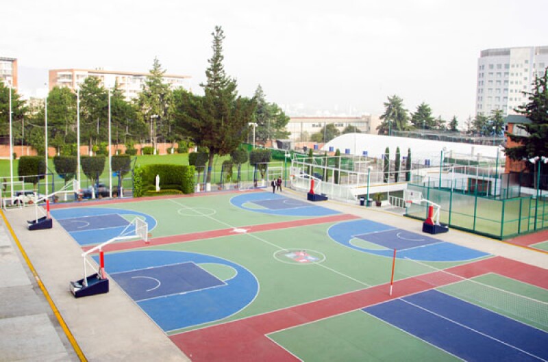 InstitutoCumbresMexico instalaciones.jpg