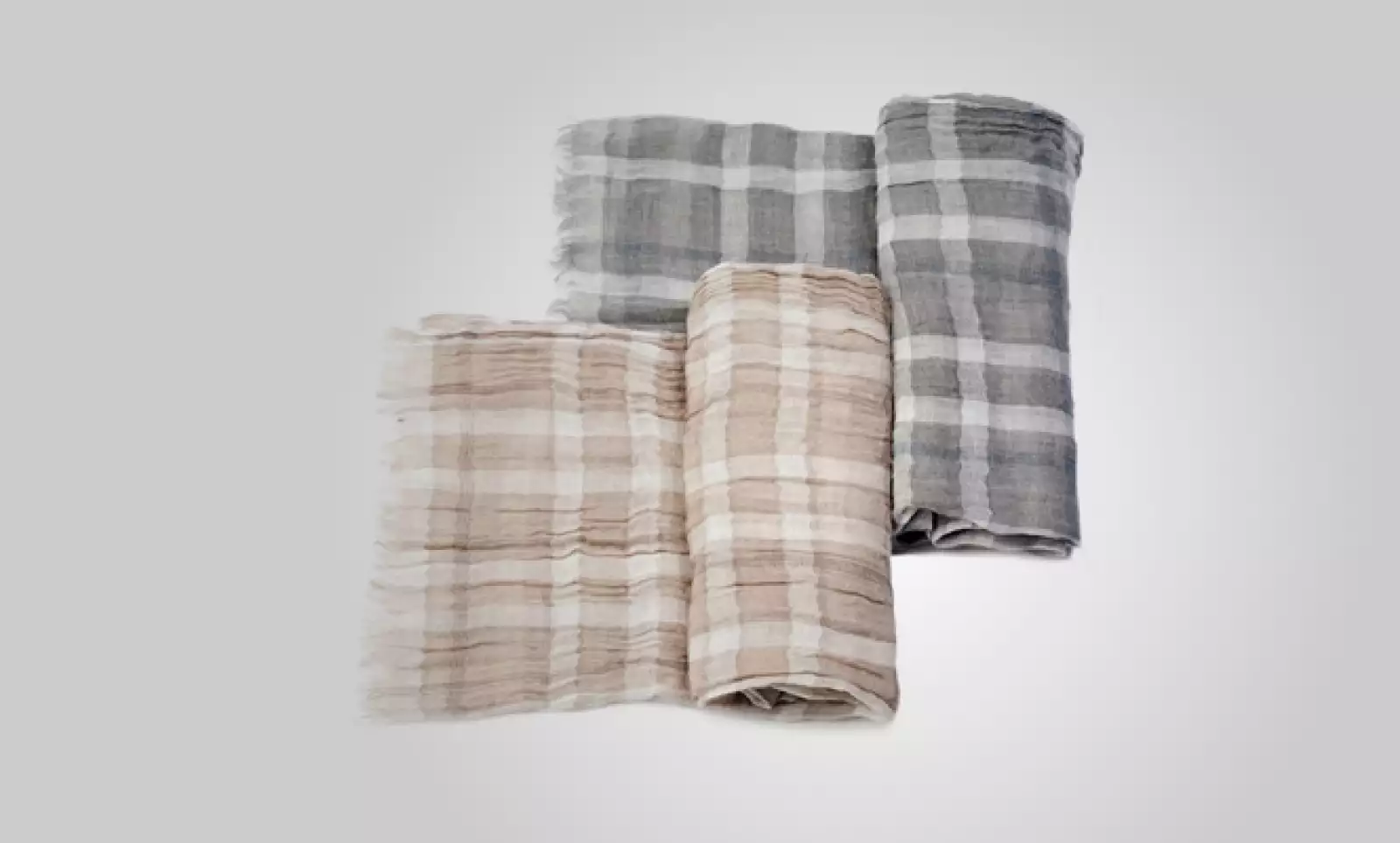 Estos pequeños foulares serán ideales para  darle un toque diferente a tu ‘outift’.