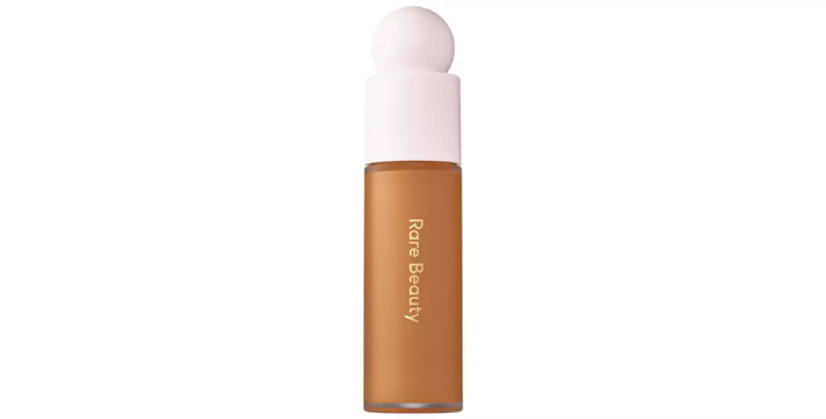 RARE BEAUTY-baking-polvos-base-corrector-maquillaje-kardashian-tecnica.jpg