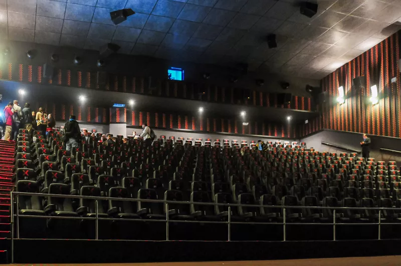 Al filo de la butaca.