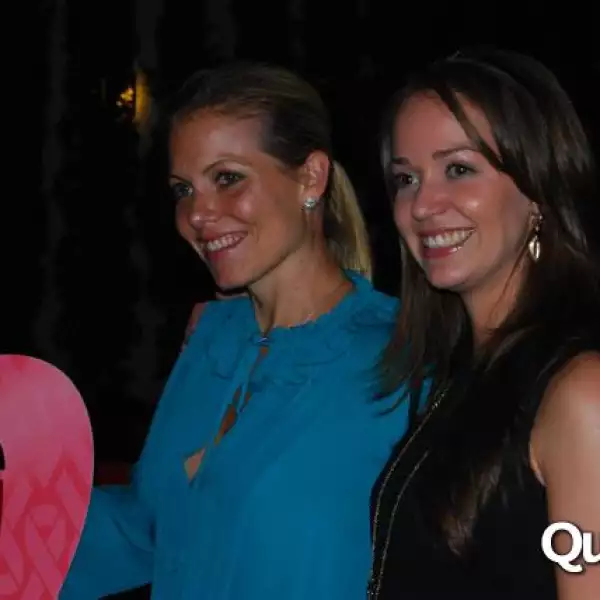 Cena contra el cáncer por  Cloe cim*ab