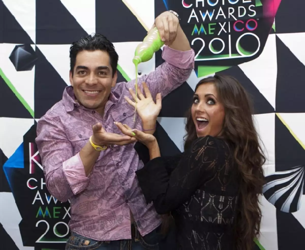 La cantante será la anfitriona junto con Omar Chaparro para hacer la entrega de esta premiación que distingue a lo mejor de los programas, actores, cantantes, entre otros.