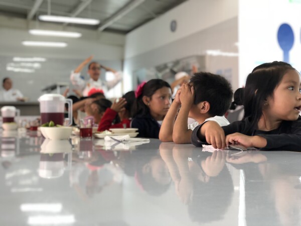 3,500 niños comen diariamente gracias a Fundación Alsea