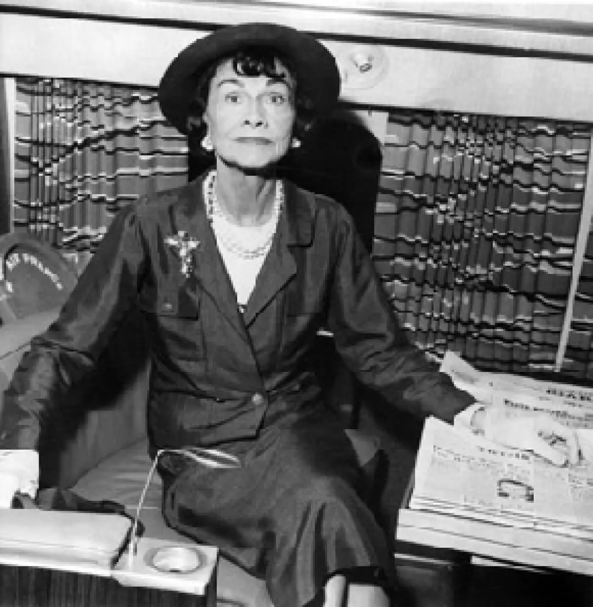Diferentes colecciones particulares y anónimos han nutrido la muestra en la casa Drouot titulada `Chanel 1910-2009´, para los amantes de la moda vintage, de alta costura y prêt-á-porter.