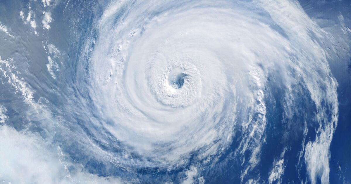 El supertifón Sinlaku, de categoría 4, golpea las Islas Marianas del Norte en Estados Unidos

Se trata de la décima tormenta tropical mayor que golpea territorio estadounidense en la última década.