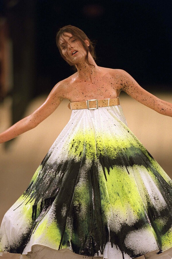 ALEXANDER MCQUEEN SPRING / SUMMER 1999 FASHION SHOW, LONDON, BRITAIN - 1998
