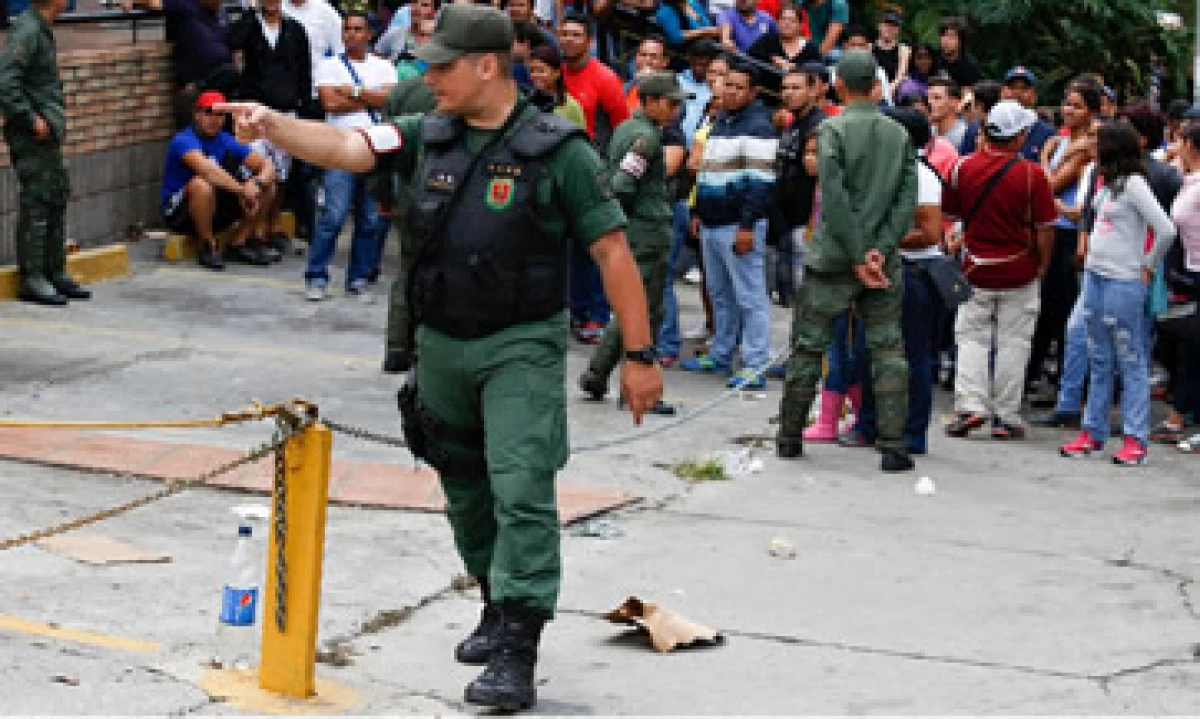 Empresarios aseguran que el control cambiario no provee suficientes divisas, lo que obliga a recurrir al mercado negro. (Foto: Reuters)