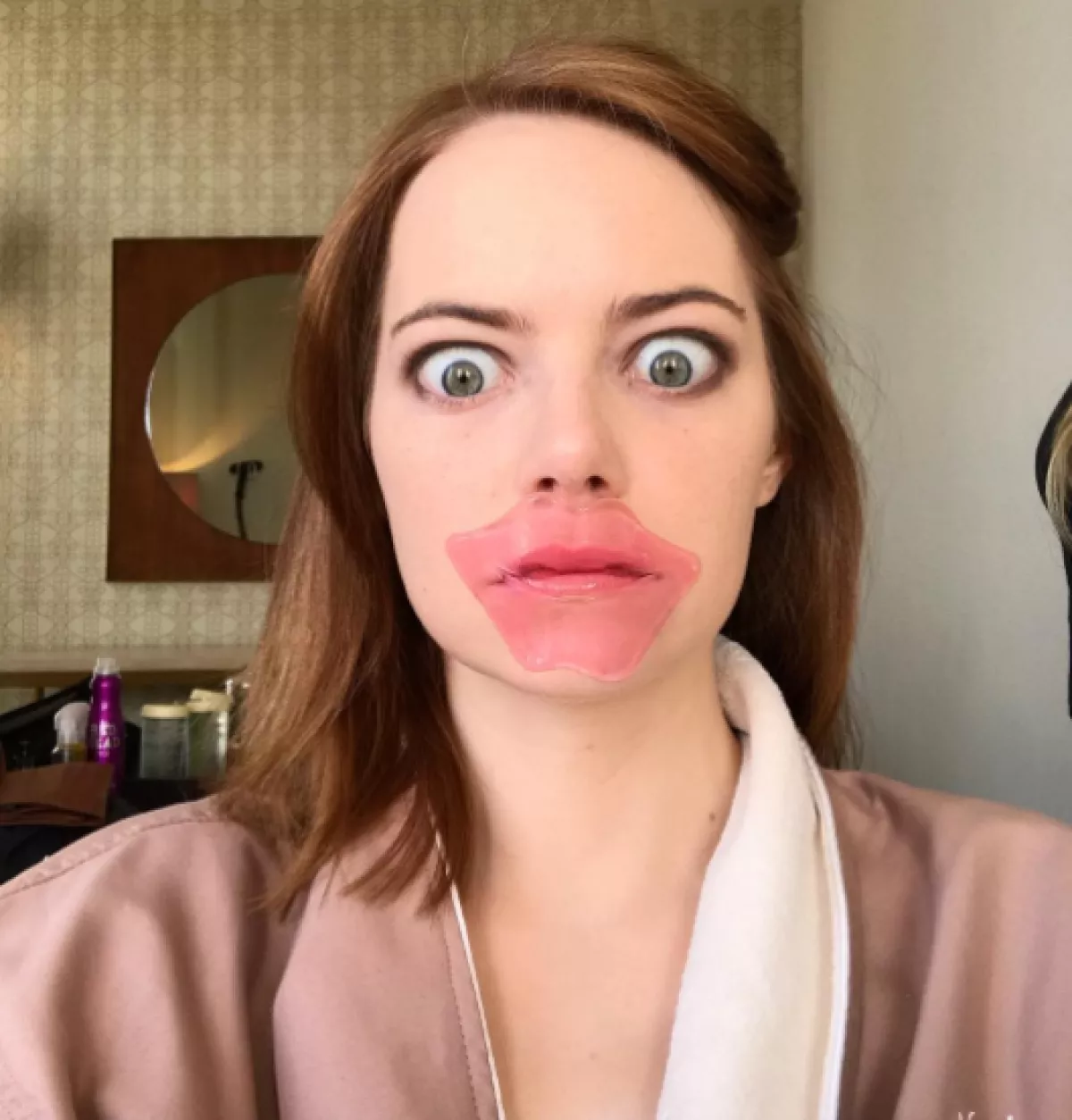 Lip Emma Stone
