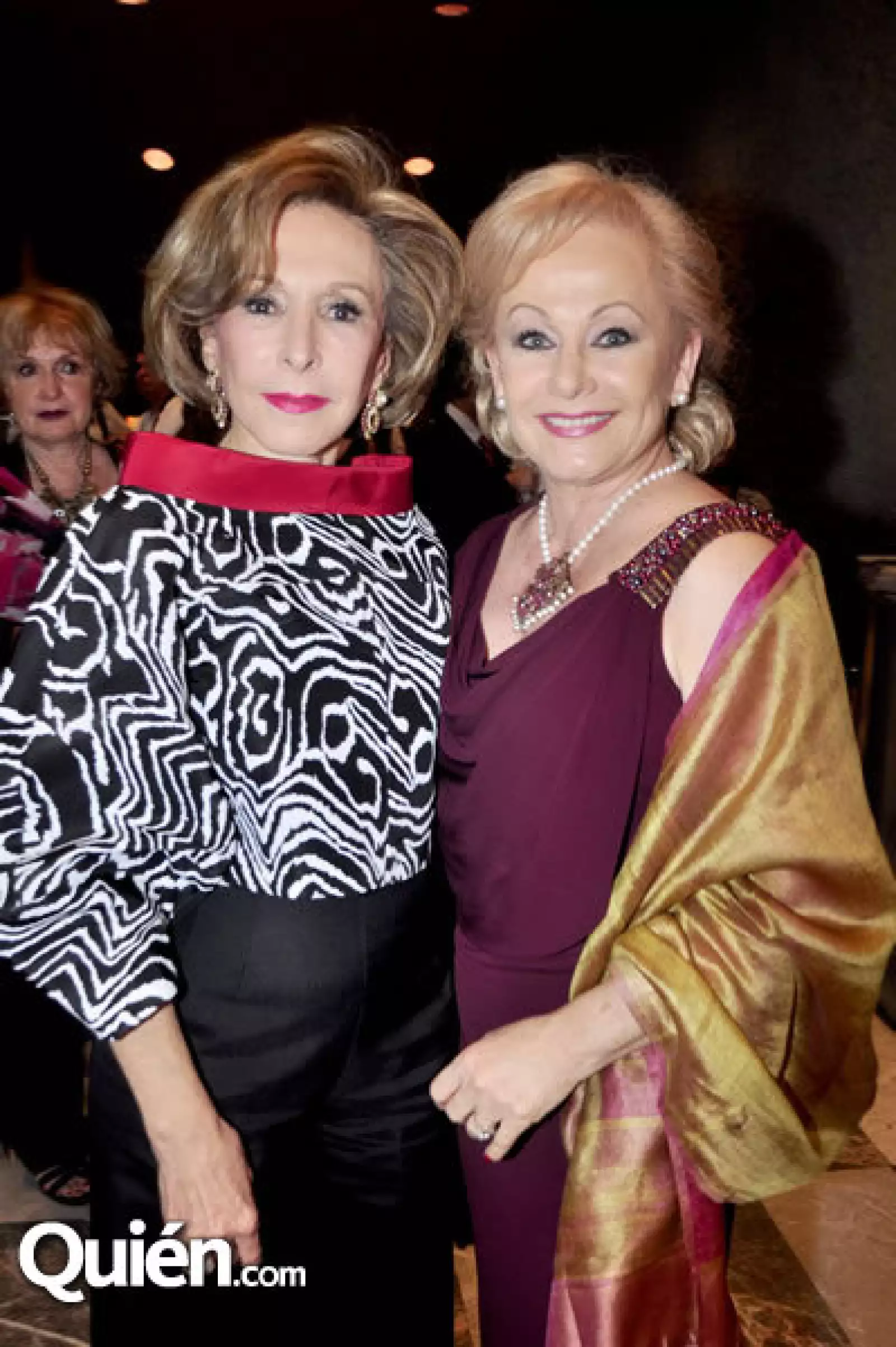 Yolanda Santos y Mónica Sada de Iriondo