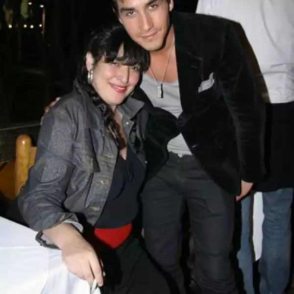 Martha Claudia Moreno y Emmanuel Orendayn