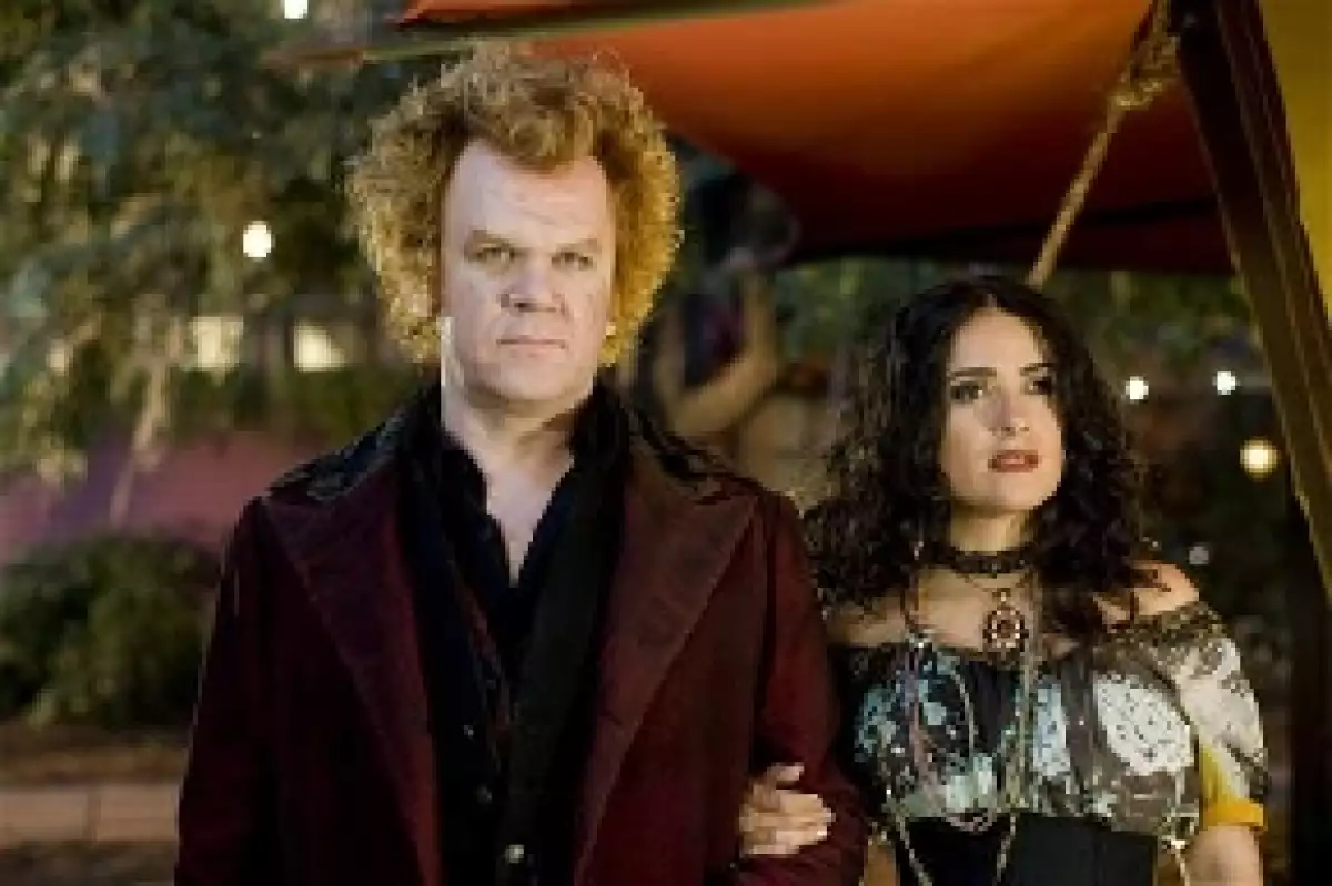 Luego de dos años alejada de la gran pantalla, la veracruzana regresó el viernes con un papel de reparto en la película de vampiros Cirque du Freak: The Vampire&#39s Assistant, dirigida por Paul Weitz.