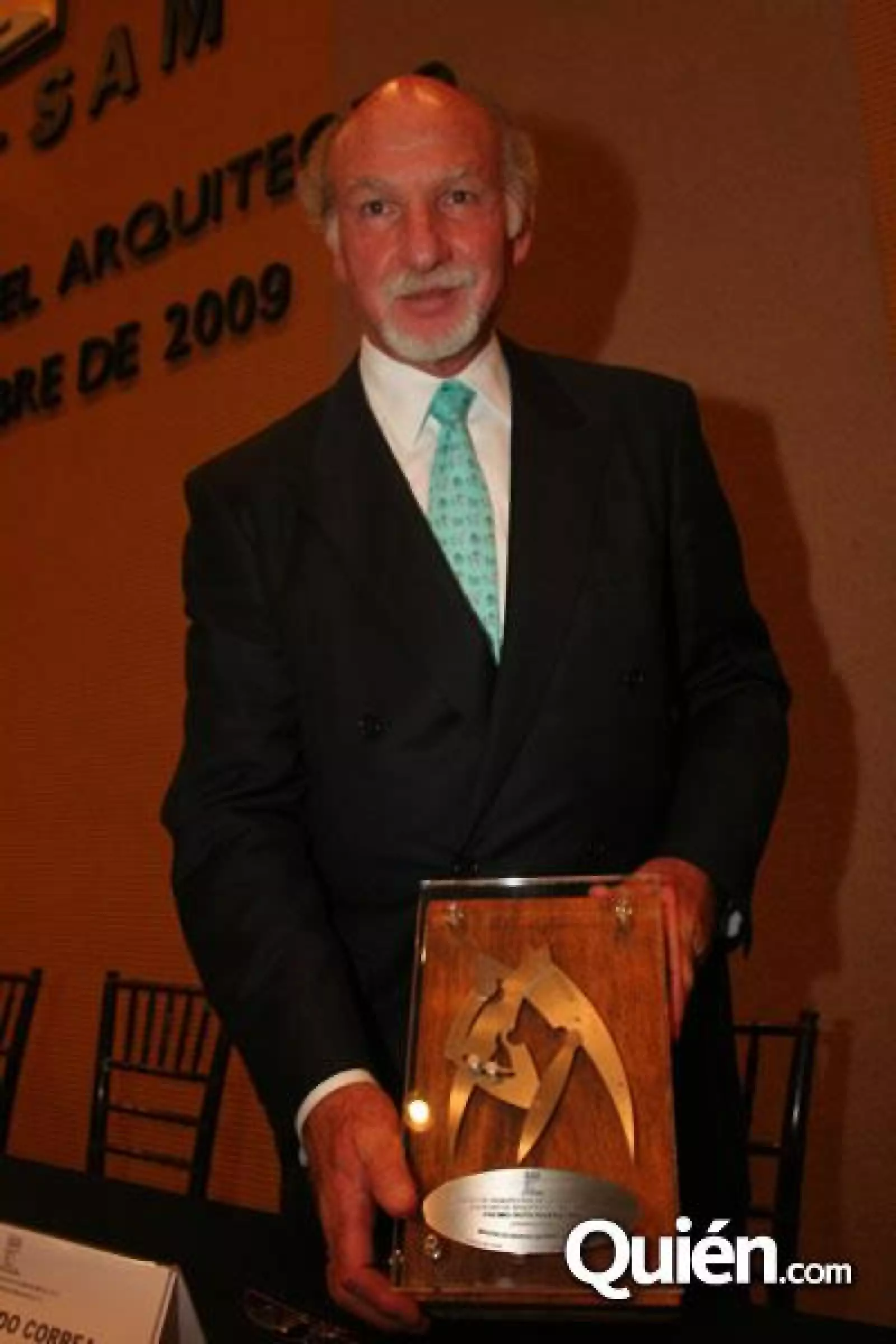 Reconocimiento a Fernando Romero