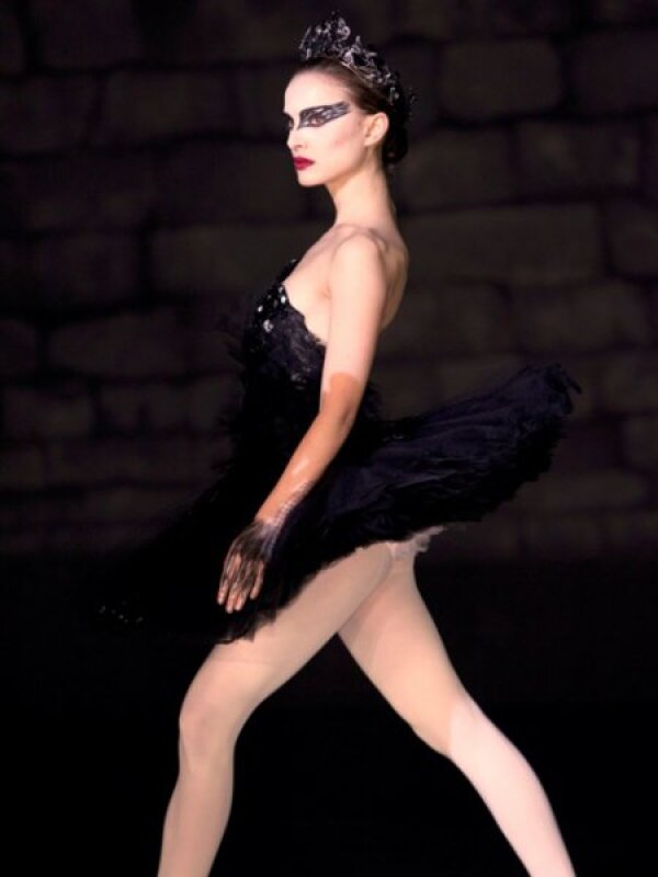 Natalie Portman es la estelar de la película `Black Swan´ donde personifica a una bailarina.