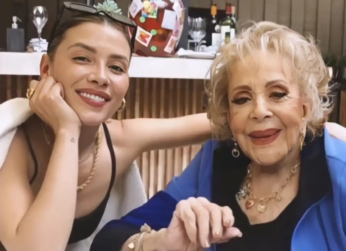 michelle-salas-silvia-pinal.jpg
