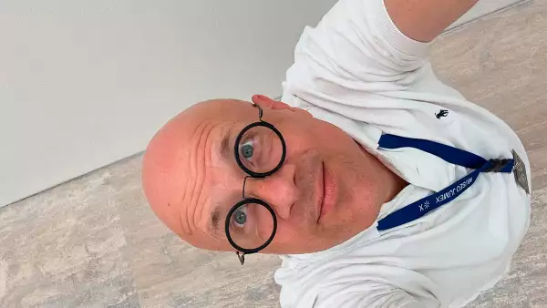 gabriel de la mora.jpg