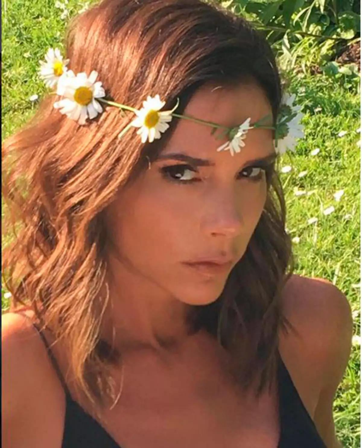 La diseñadora dijo adiós al pelo largo y dio paso a un look mucho más cómodo y natural, ¿te gusta el cambio?
